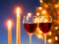 /album/fotogaleria/a1290923758-1600x1200-amazing-christmas-candles-and-wine-jpg/